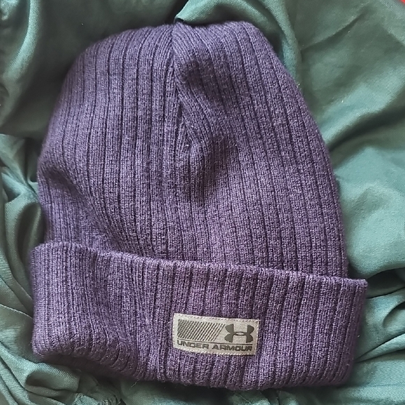 Under Armour Navy Knit Beanie - Picture 1 of 3